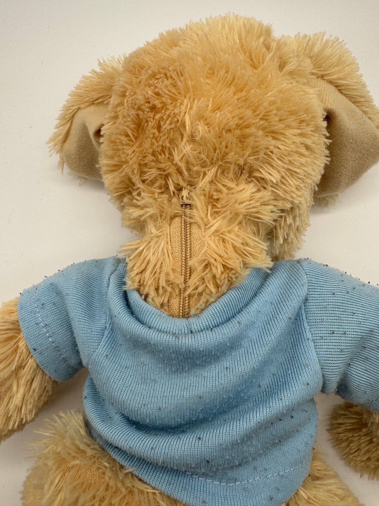 Teddybär groß mit Pullover und Reißverschlusstasche